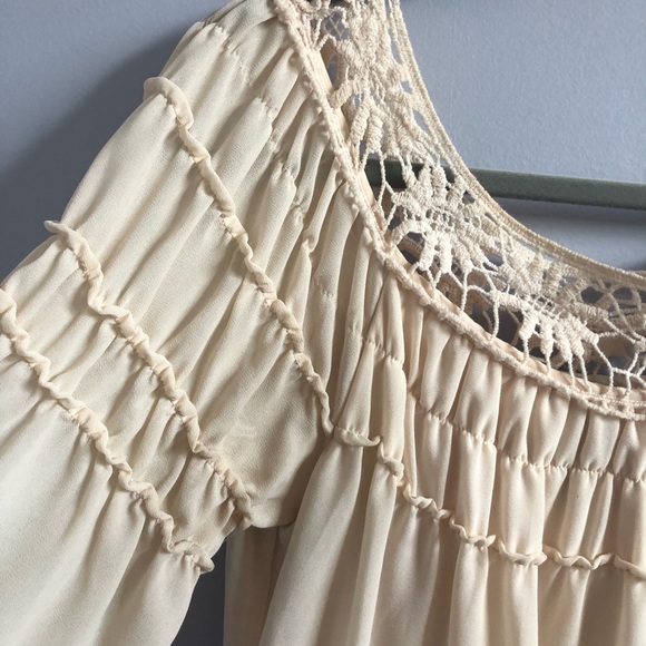 Dress crochet and sheer lined - short sheath style - Picture 3 of 8